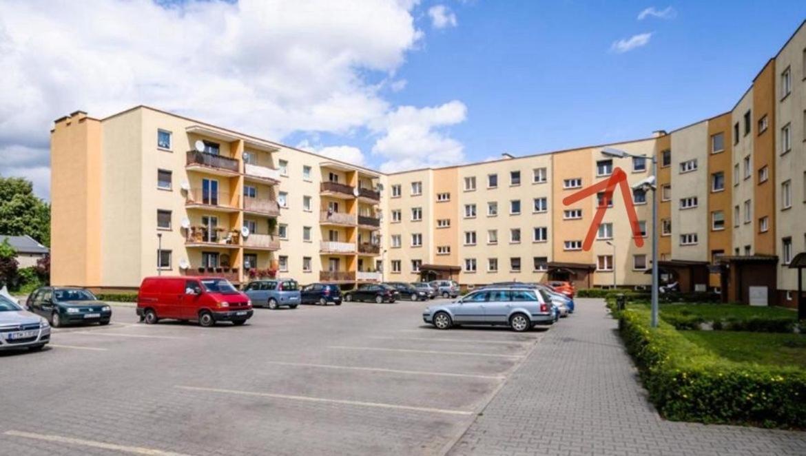 Hostel Nr 4 Europa22 Paczek Gratis Opcjonalnie Parking 24H Strzezony Centrum Miasta Tomaszowa Mazowieckiego Netflix Max Free Quick Check-In Szybkie Zameldowanie "Znizki Z Karta Duzej Rodziny" Tomaszów Mazowiecki Exteriér fotografie